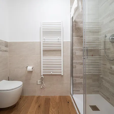 Le Isole M Apartment *
